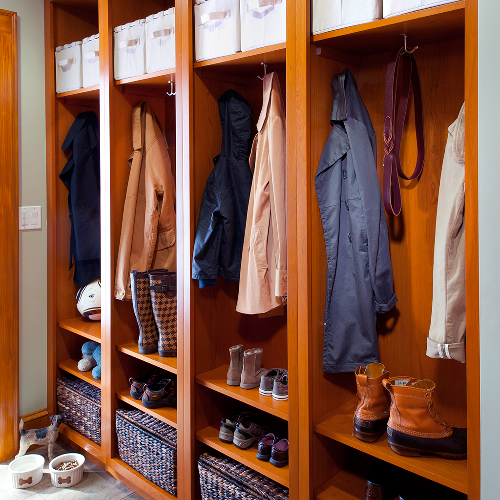 Entryway how to organize your room